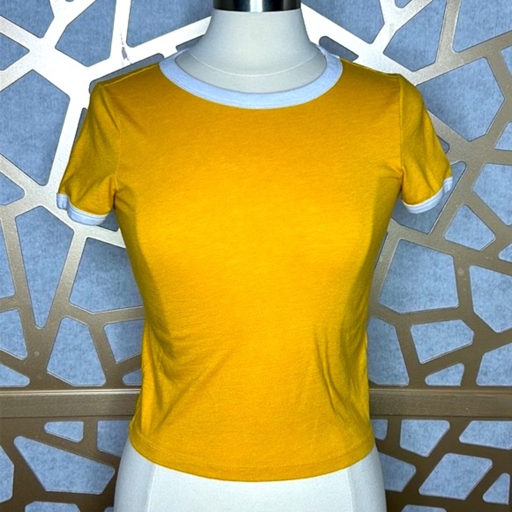 Fitted Short‎ Sleeve Tee